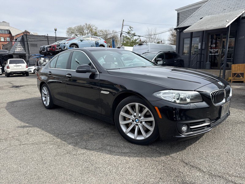 Used 2015 BMW 535i xDrive 535i xDrive Sedan AWD w/ Drive image 3