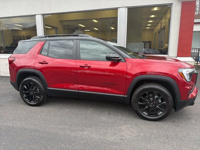 Used 2026 GMC Terrain Elevation w/ Elevation Premium Package image 2