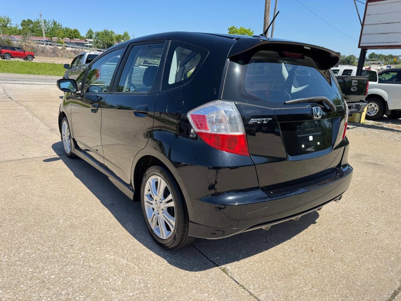 Used 2011 Honda Fit Sport image 6