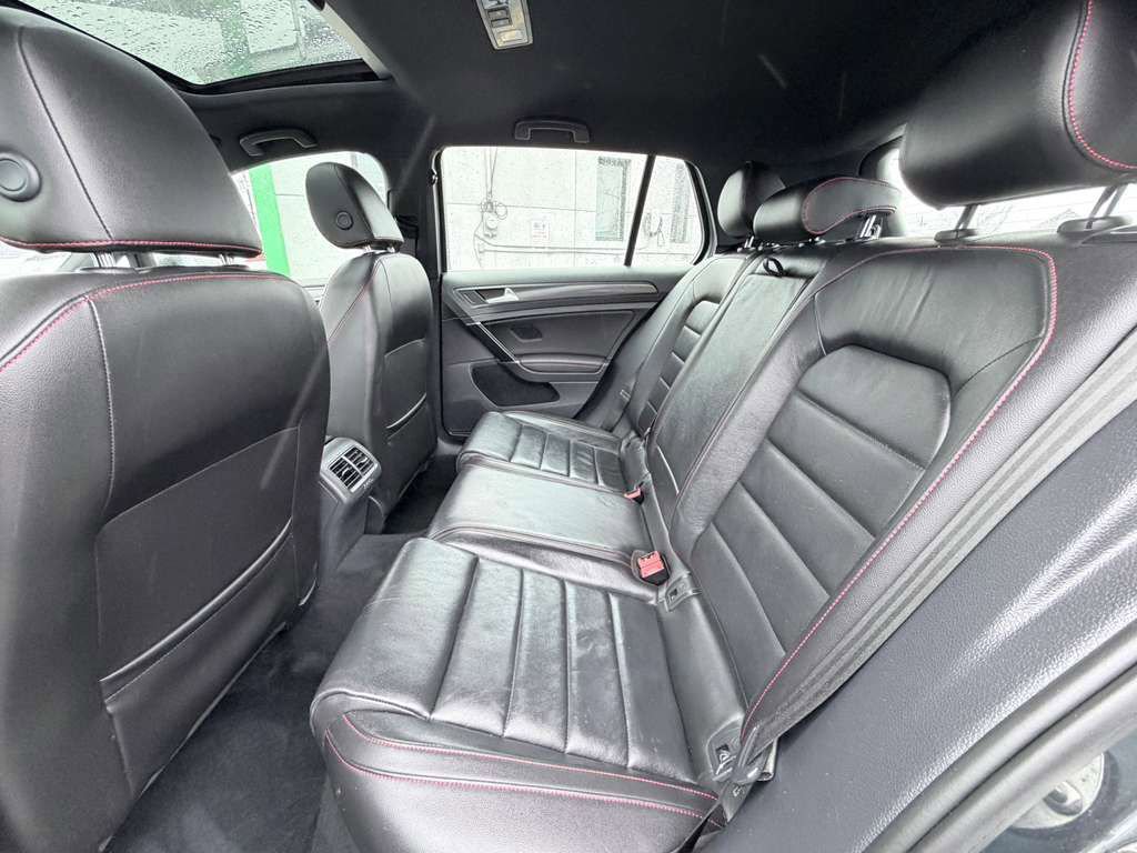 Used 2021 Volkswagen GTI SE FWD image 25