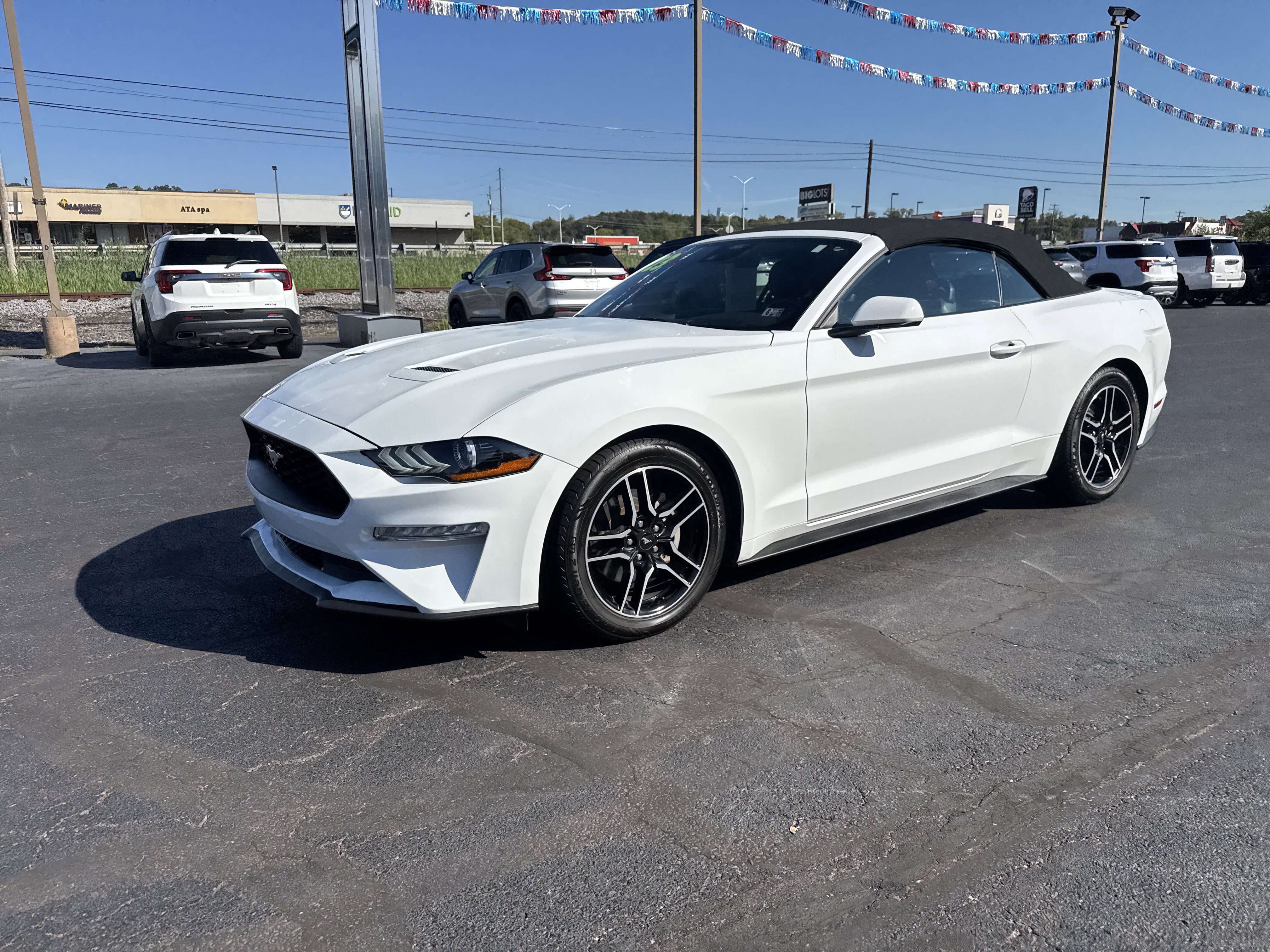 Used 2023 Ford Mustang Premium image 8