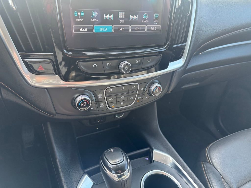 Used 2019 Chevrolet Traverse LT AWD/4WD image 20
