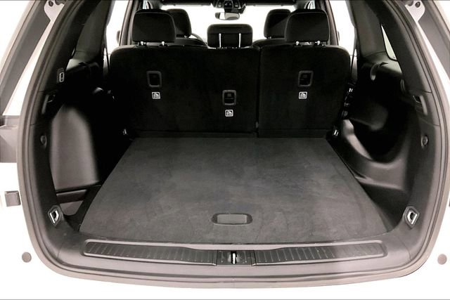 Used 2024 Jeep Grand Cherokee Laredo w/ Luxury Tech Group I image 38