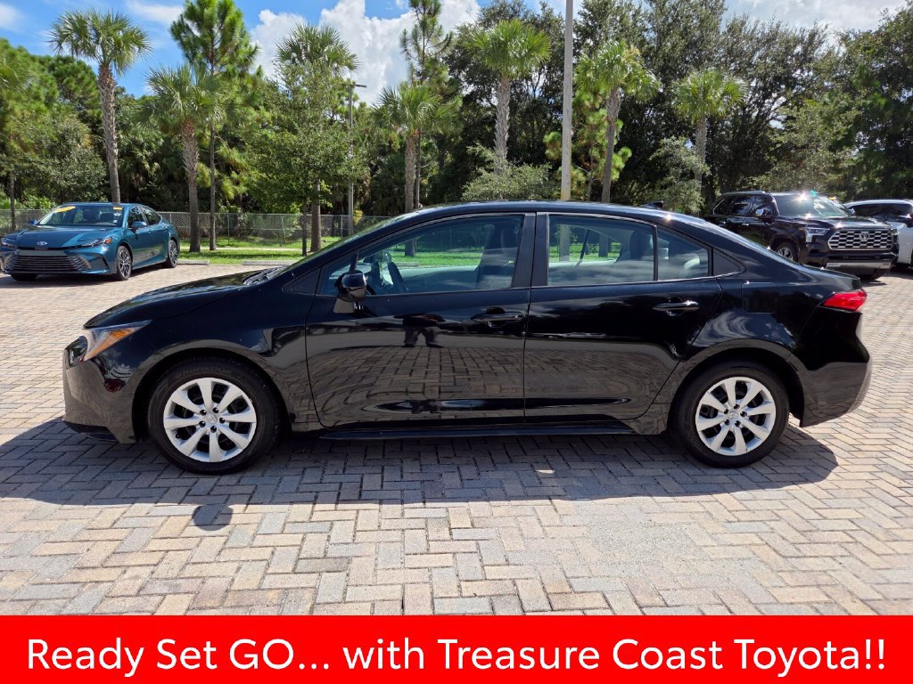 Certified 2024 Toyota Corolla LE FWD image 9