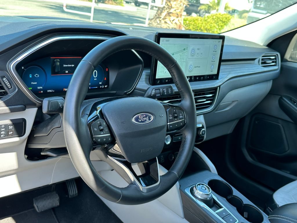 Used 2024 Ford Escape SE w/ PHEV Premium Package FWD image 24