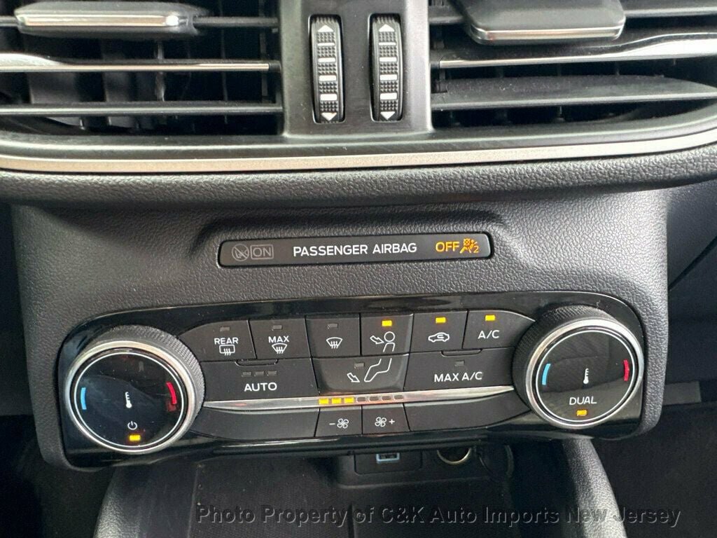 Used 2022 Ford Escape SE AWD/4WD image 21