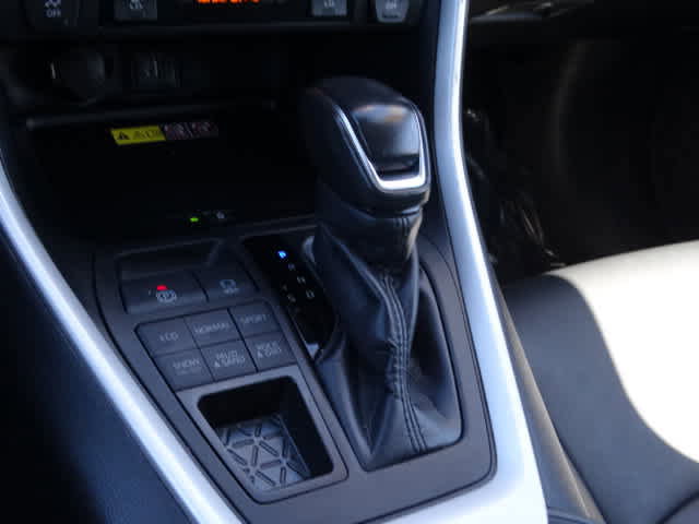 Used 2024 Toyota RAV4 XLE Premium w/ Weather Package image 33