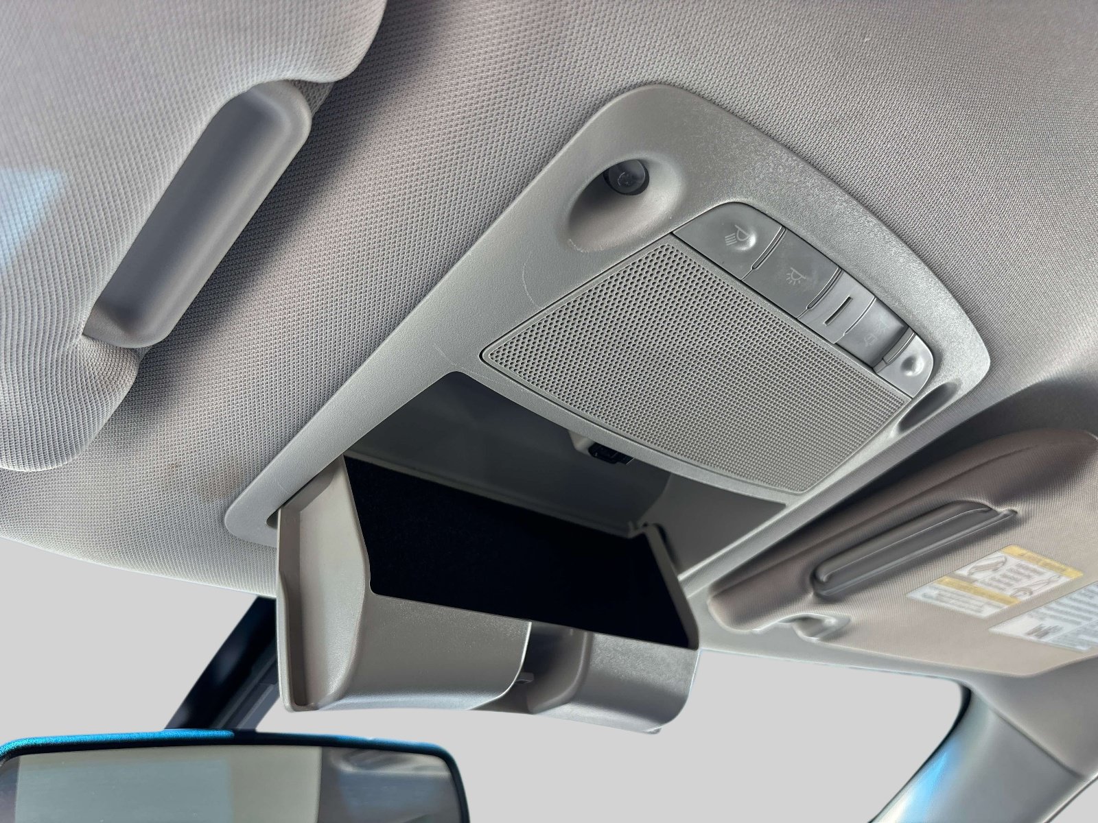 Used 2015 Nissan Pathfinder SV FWD image 29