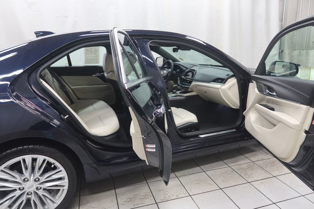 Used 2021 Cadillac CT4 Premium Luxury w/ Technology Package AWD/4WD image 9