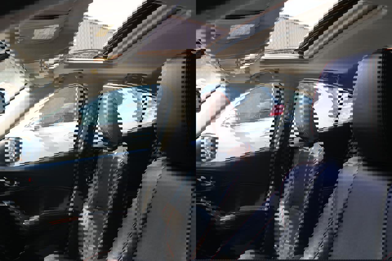 Used 2014 MAZDA MAZDA3 i Grand Touring image 25