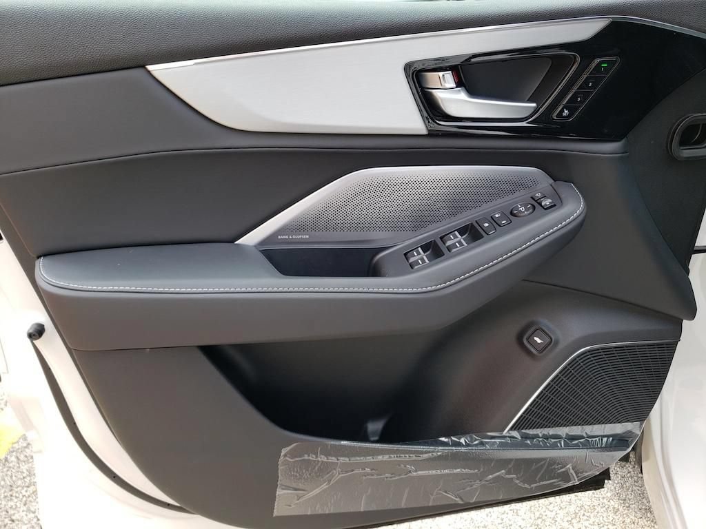 New 2026 Acura MDX w/ Technology Package AWD/4WD image 11