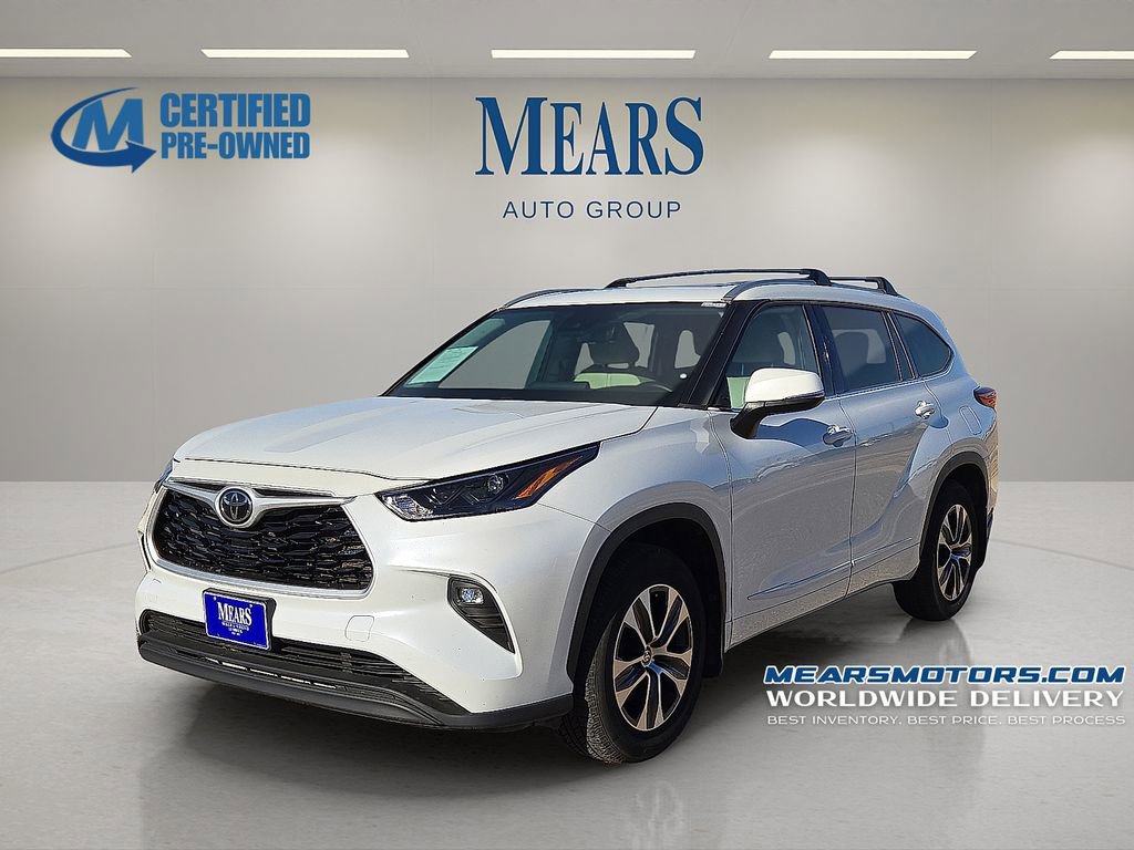 Used 2022 Toyota Highlander XLE