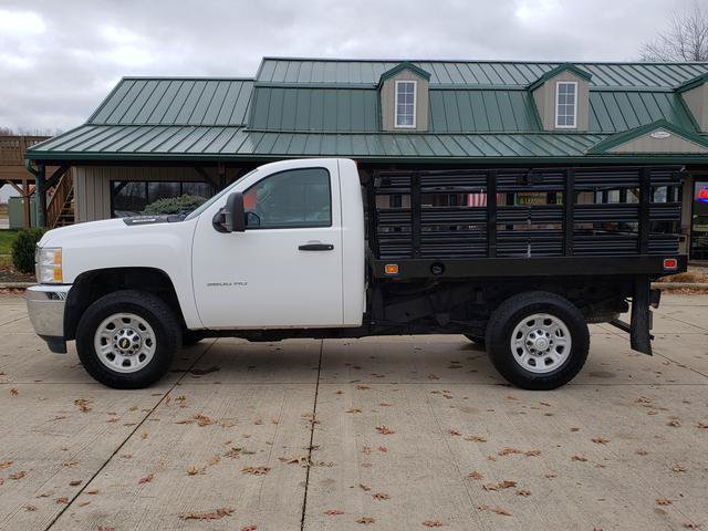 Used 2012 Chevrolet Silverado 3500 W/T RWD image 2