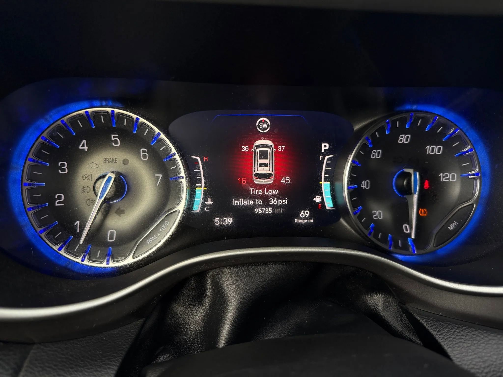 Used 2022 Chrysler Pacifica Touring-L FWD image 31