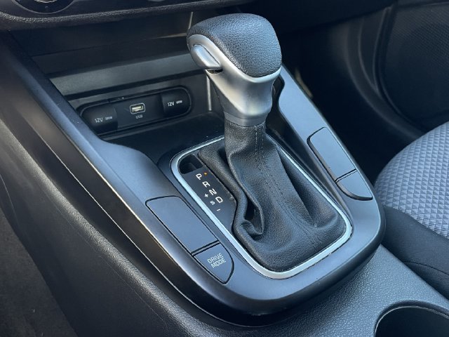 Used 2025 Kia Soul LX w/ LX Technology Package FWD image 20