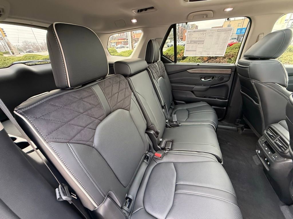 New 2026 Honda Pilot Elite image 39