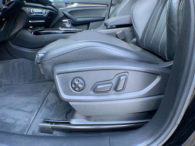 Used 2022 Audi Q5 2.0T Premium image 12