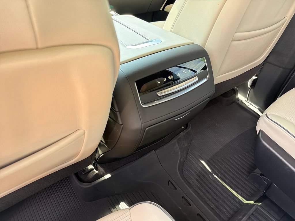 Certified 2025 Cadillac Escalade Sport w/ LPO, ONYX Package RWD image 36