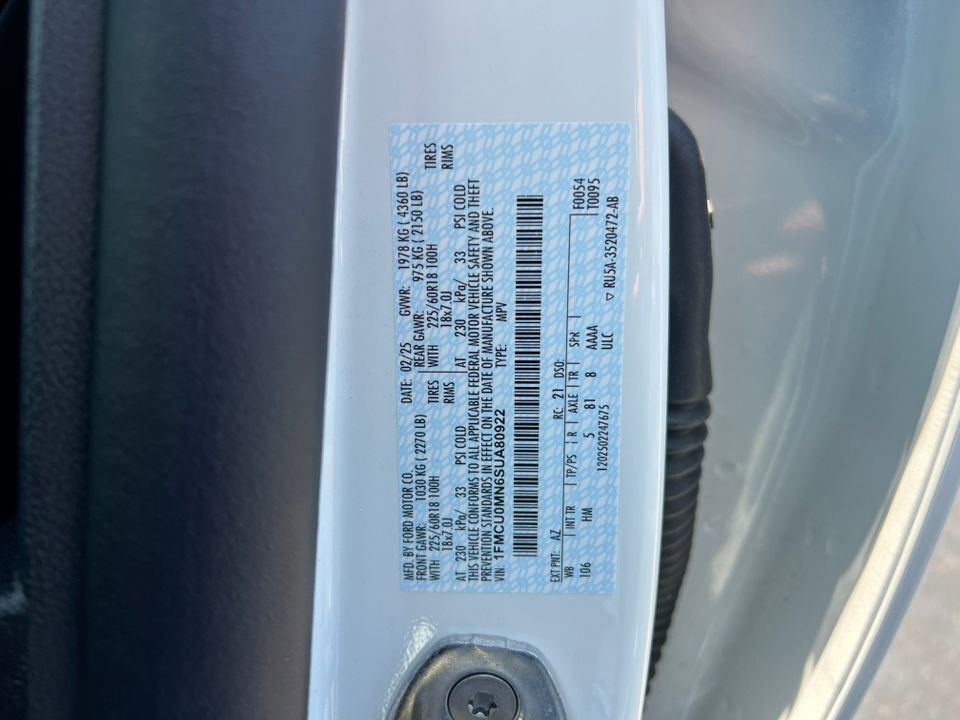 New 2025 Ford Escape ST-Line w/ Tech Pack #1 image 17