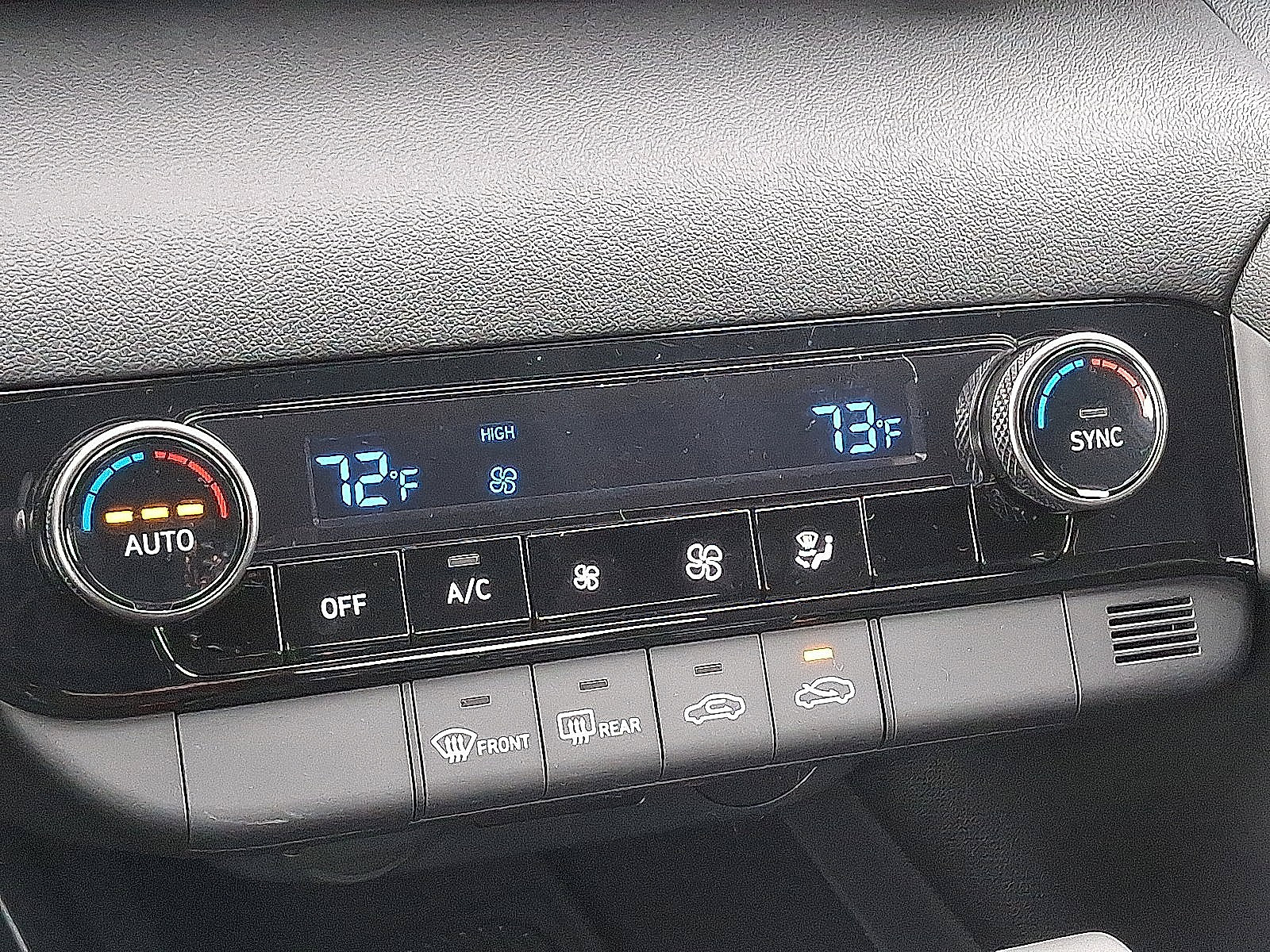 Used 2026 Hyundai Elantra Sport image 11