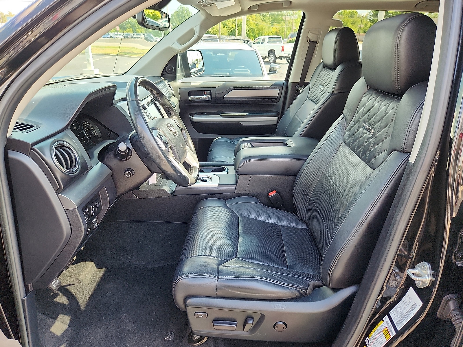 Used 2018 Toyota Tundra Platinum AWD/4WD image 14
