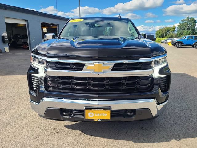 Used 2025 Chevrolet Silverado 1500 LT AWD/4WD image 3