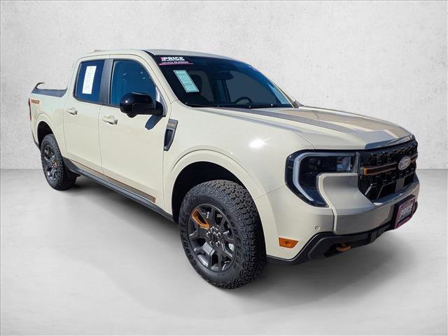 Used 2025 Ford Maverick Tremor video 3
