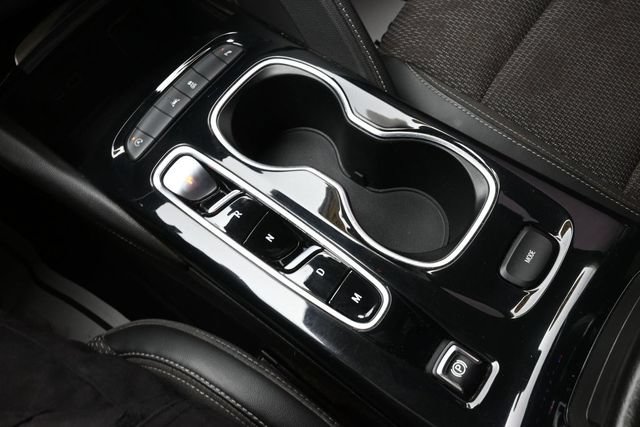 Used 2022 Buick Envision Preferred w/ Safety Package FWD image 39