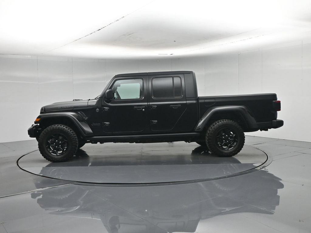 Used 2023 Jeep Gladiator Sport AWD/4WD image 28