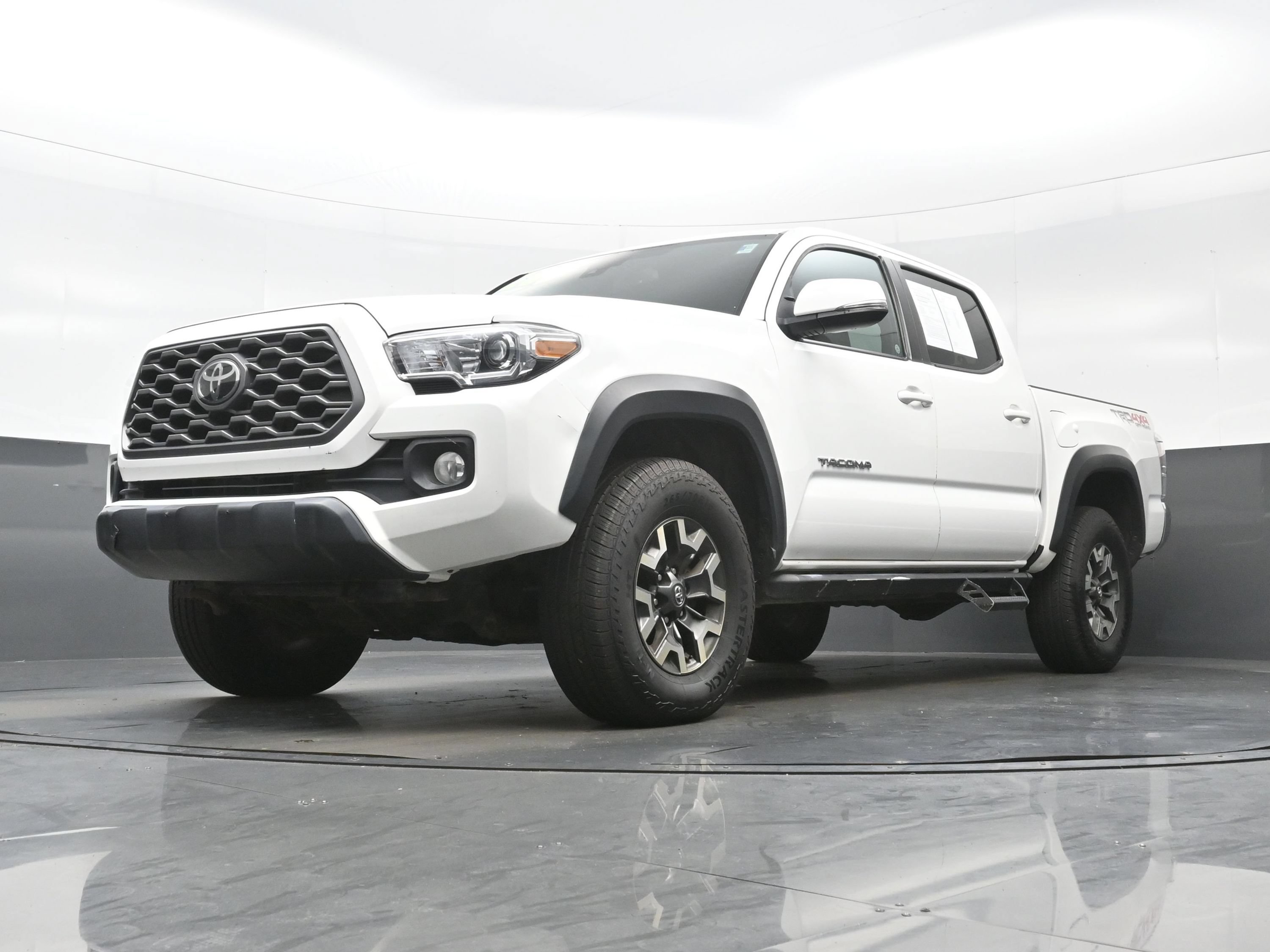 Used 2023 Toyota Tacoma TRD Off-Road AWD/4WD image 26