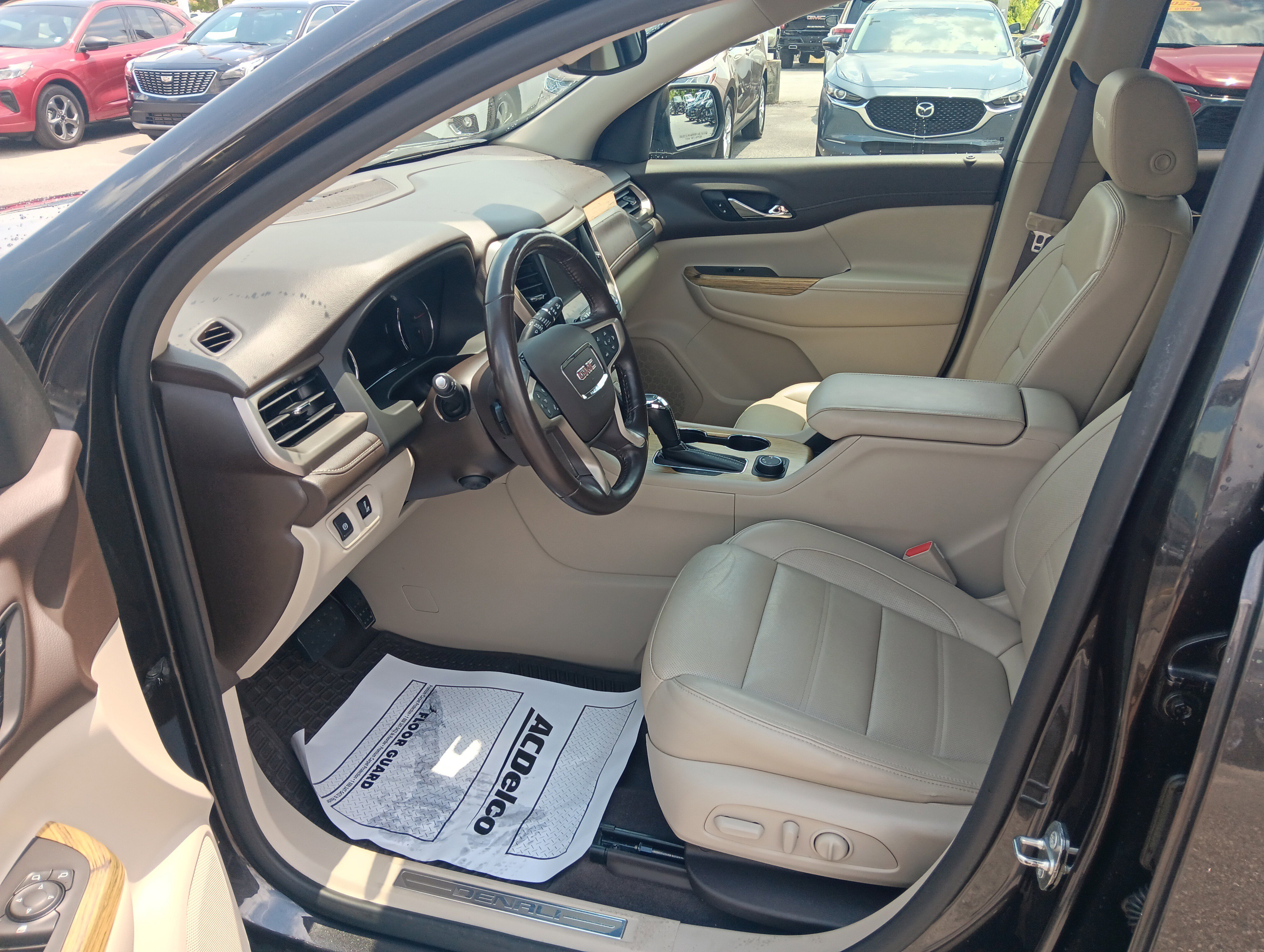 Used 2019 GMC Acadia Denali FWD image 10