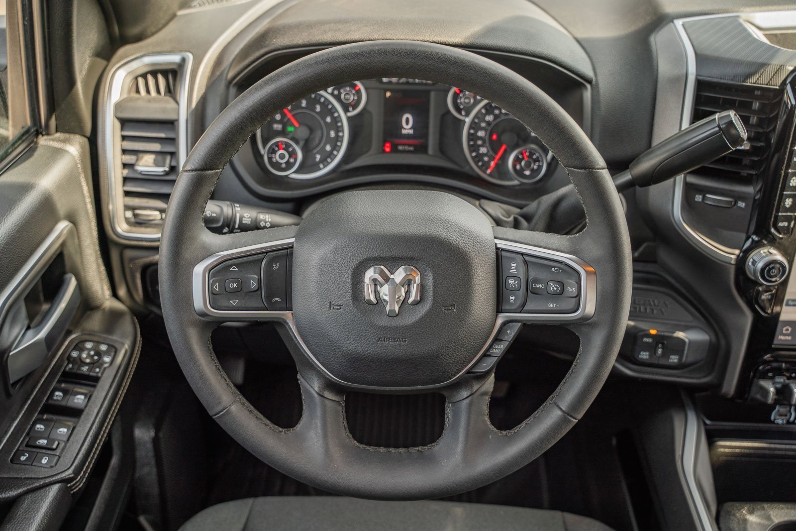 Used 2025 RAM 2500 Big Horn image 27