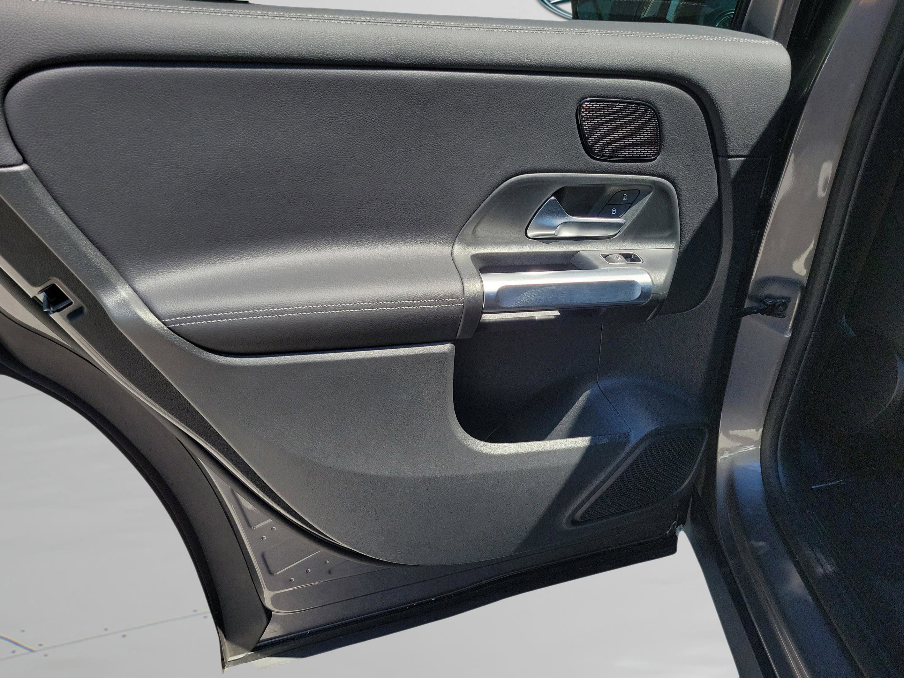 Certified 2026 Mercedes-Benz GLB 250 GLB 250 image 10