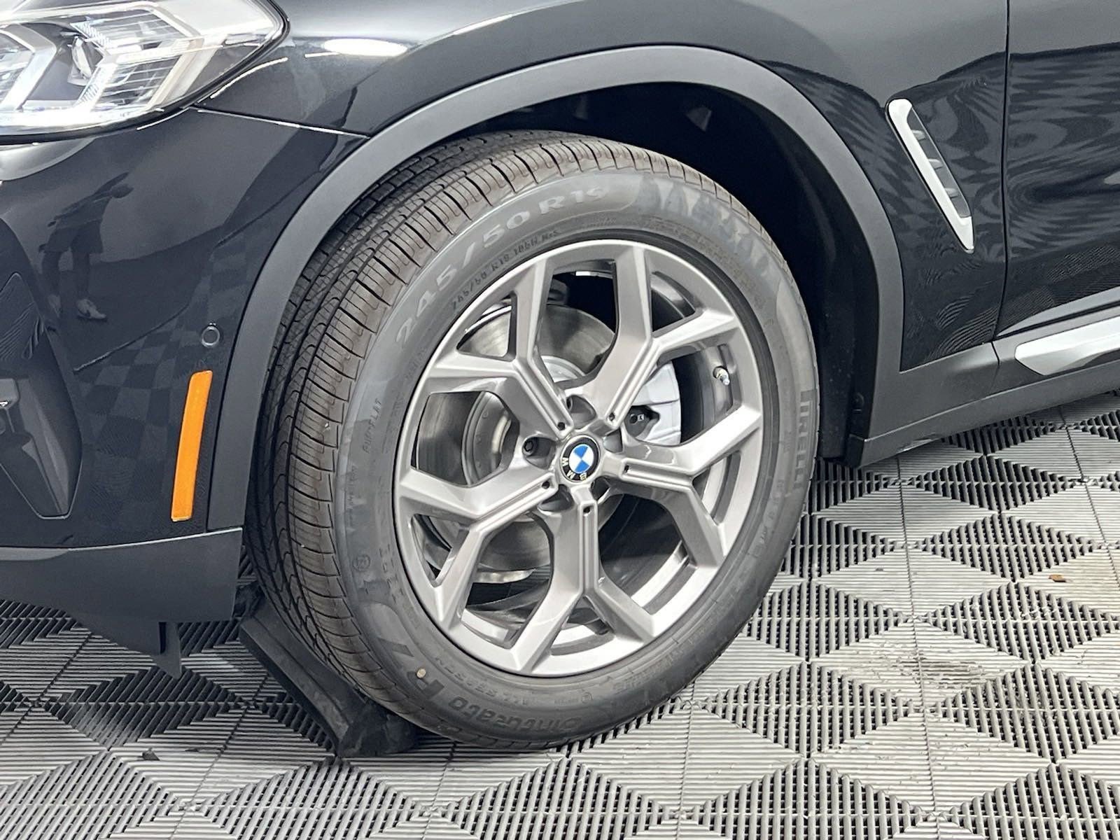 Used 2024 BMW X3 sDrive30i w/ Premium Package w/ZPA image 10