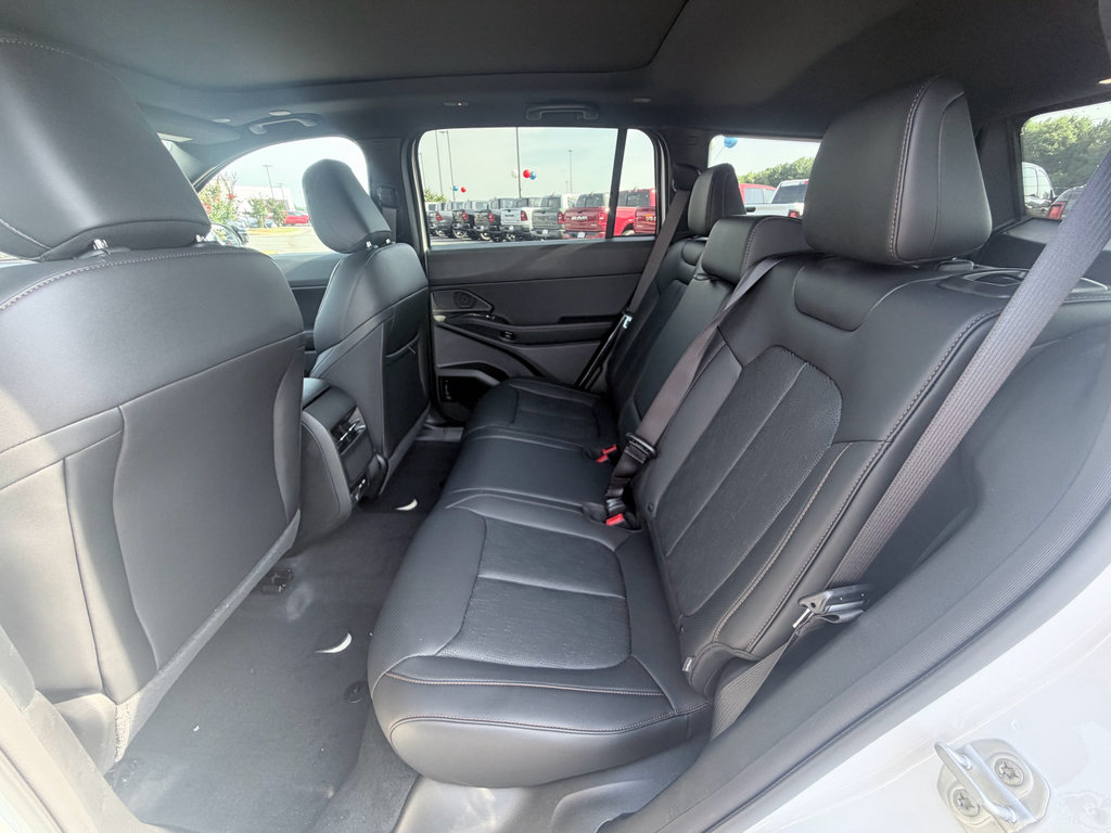 New 2026 Jeep Cherokee Overland AWD/4WD image 28