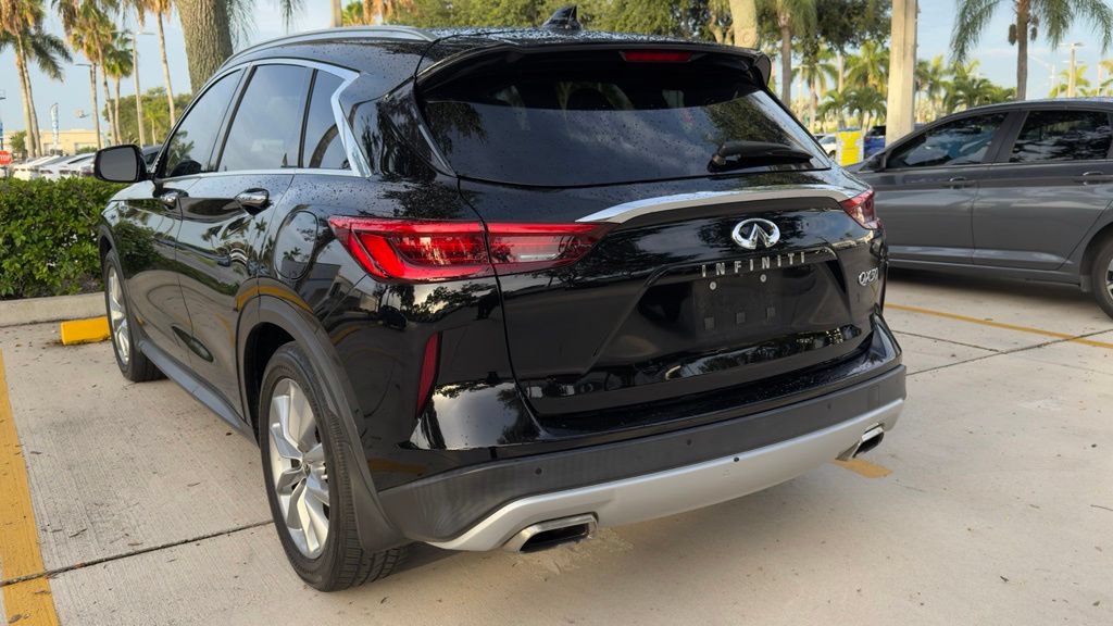 Used 2021 INFINITI QX50 Essential w/ Convenience Package FWD image 6