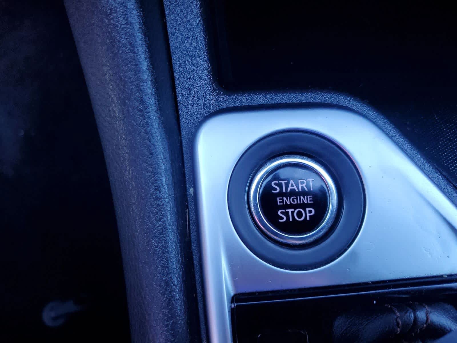 Used 2023 Nissan Sentra SR w/ Electronics Package FWD image 22