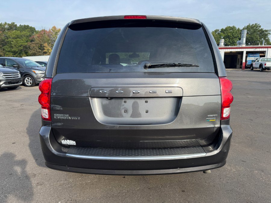 Used 2019 Dodge Grand Caravan GT image 4