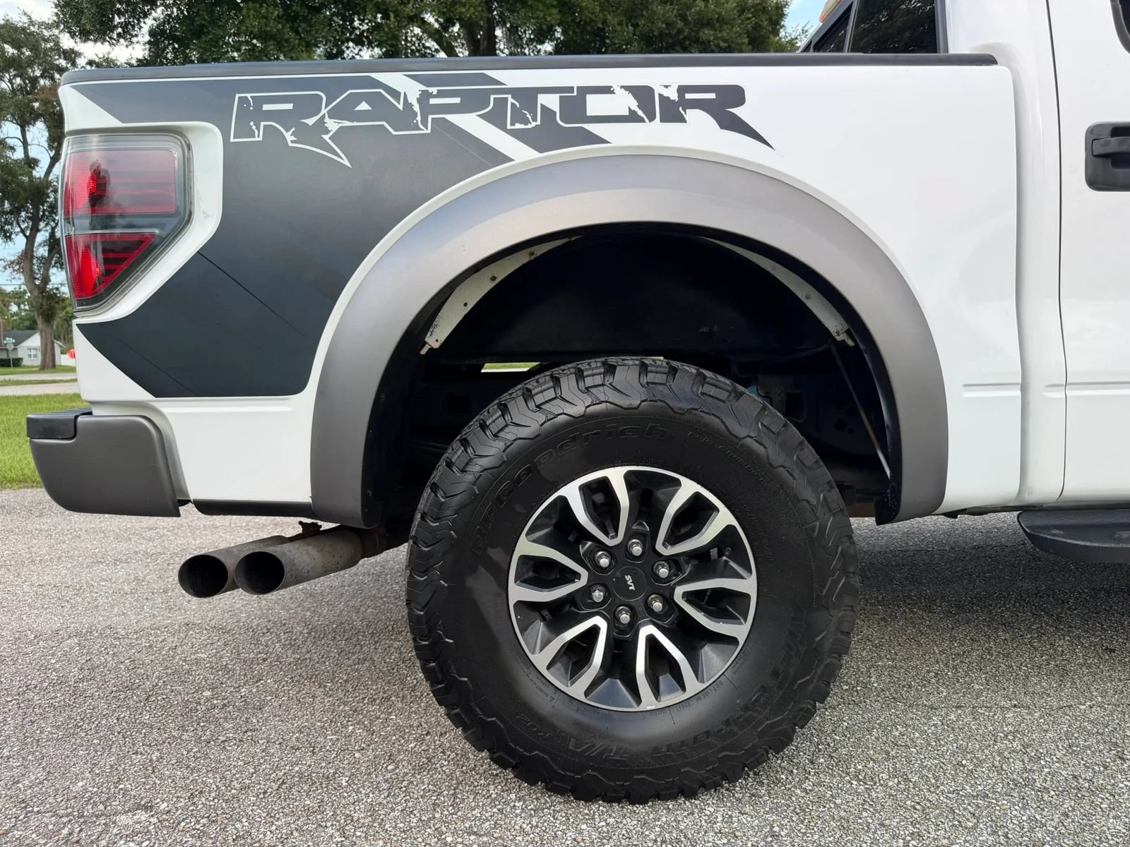 Used 2013 Ford F150 Raptor w/ Luxury Equipment Group AWD/4WD image 38