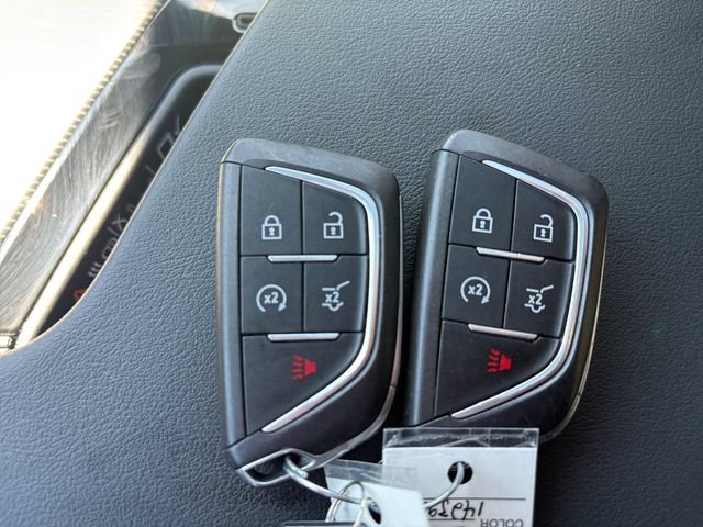 Certified 2024 Cadillac Lyriq Luxury AWD/4WD image 21