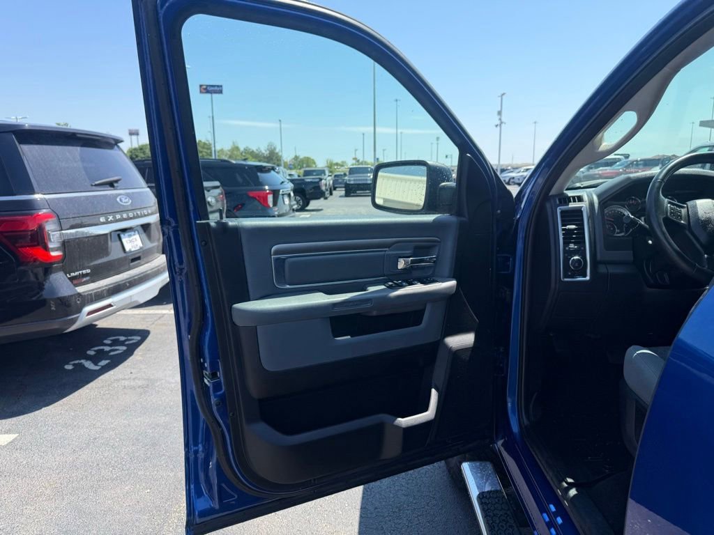 Used 2018 RAM 1500 Big Horn AWD/4WD image 12