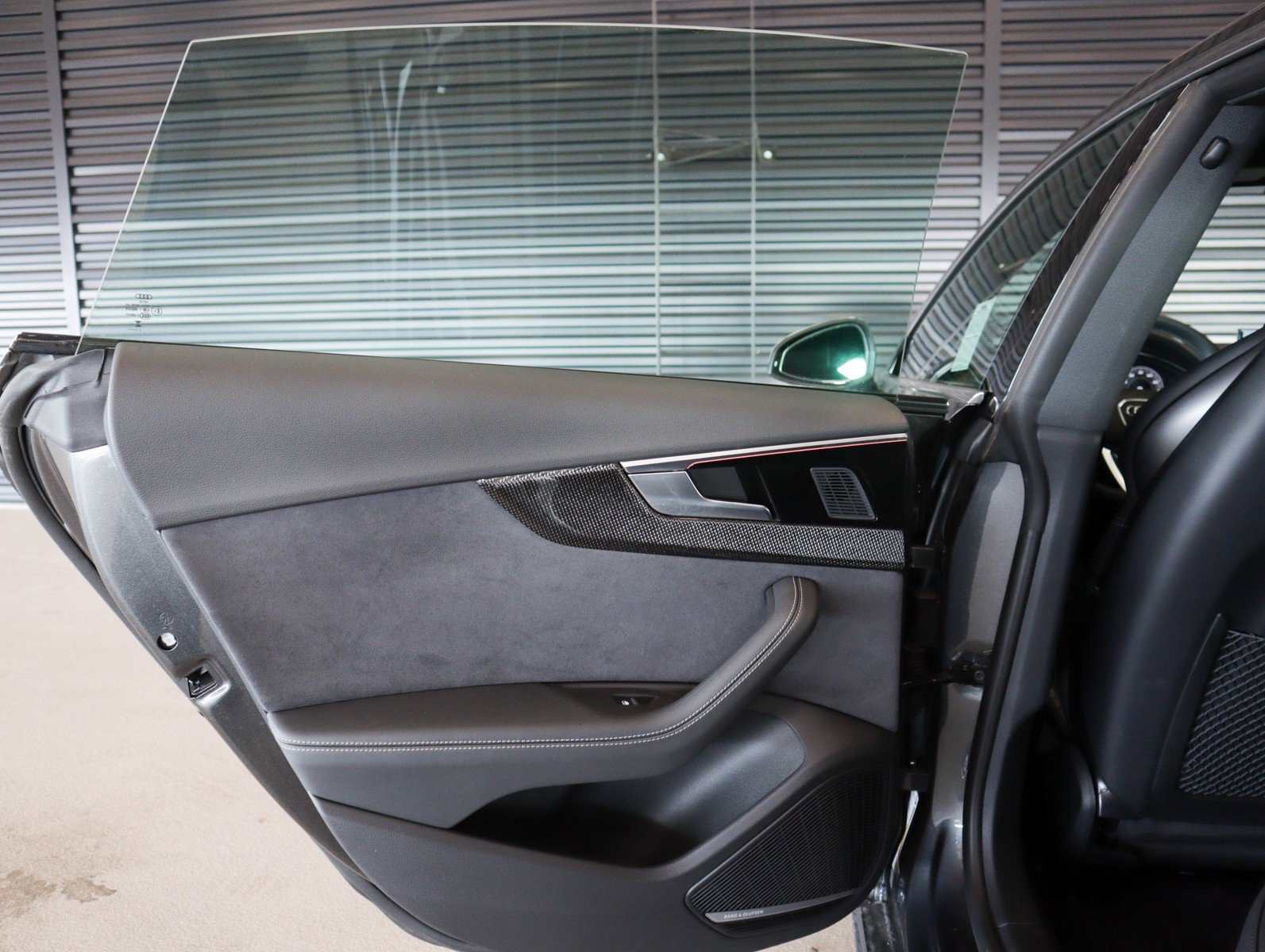 Used 2025 Audi S5 Premium Plus w/ Premium Plus Package image 25