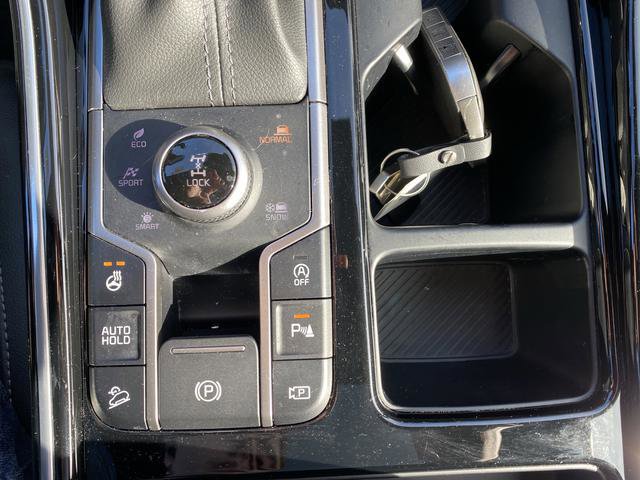 Certified 2024 Kia Sorento SX Prestige image 26