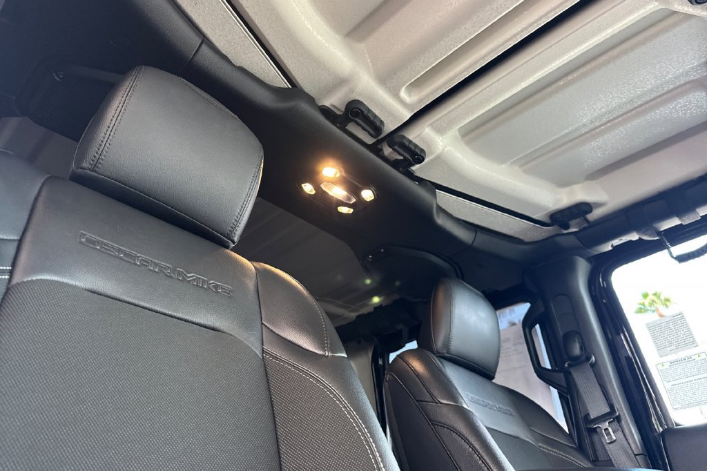 Used 2023 Jeep Wrangler Unlimited Sport AWD/4WD image 20
