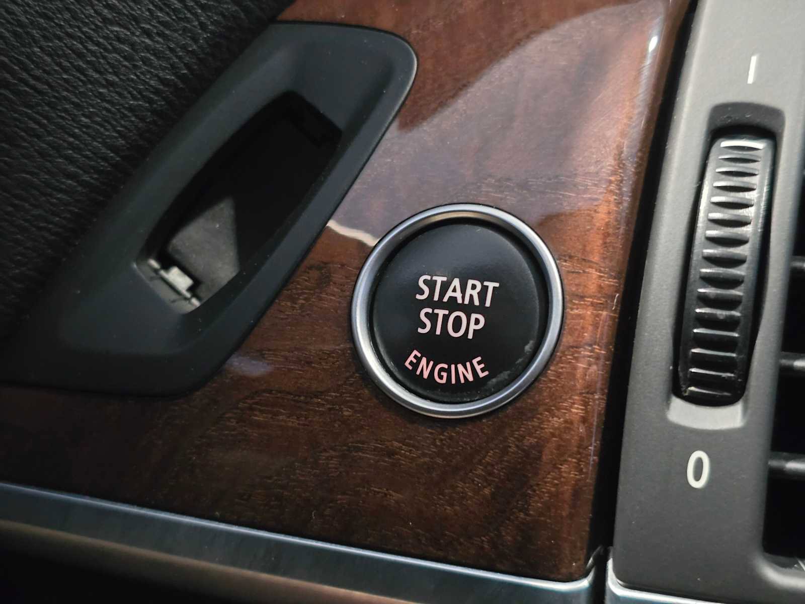 Used 2014 BMW X6 xDrive35i image 35