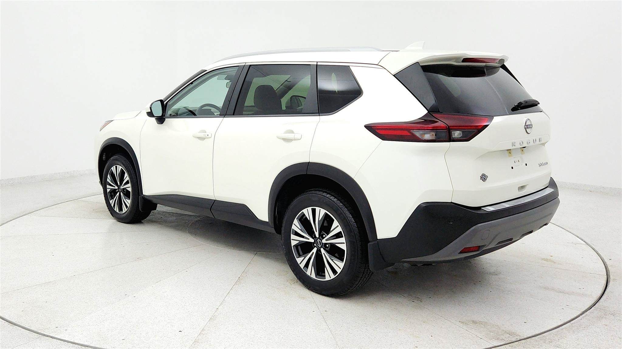 Used 2023 Nissan Rogue SV w/ SV Premium B Package AWD/4WD image 3