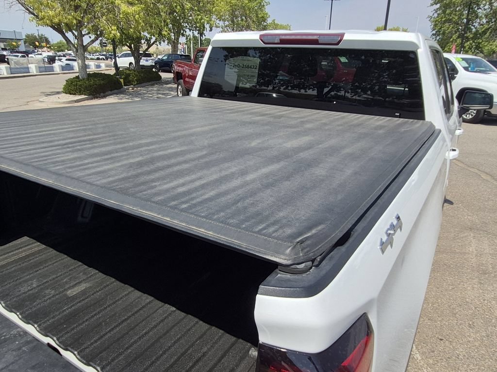 Certified 2022 GMC Sierra 1500 Elevation w/ LPO, Elevation Black Package AWD/4WD image 14