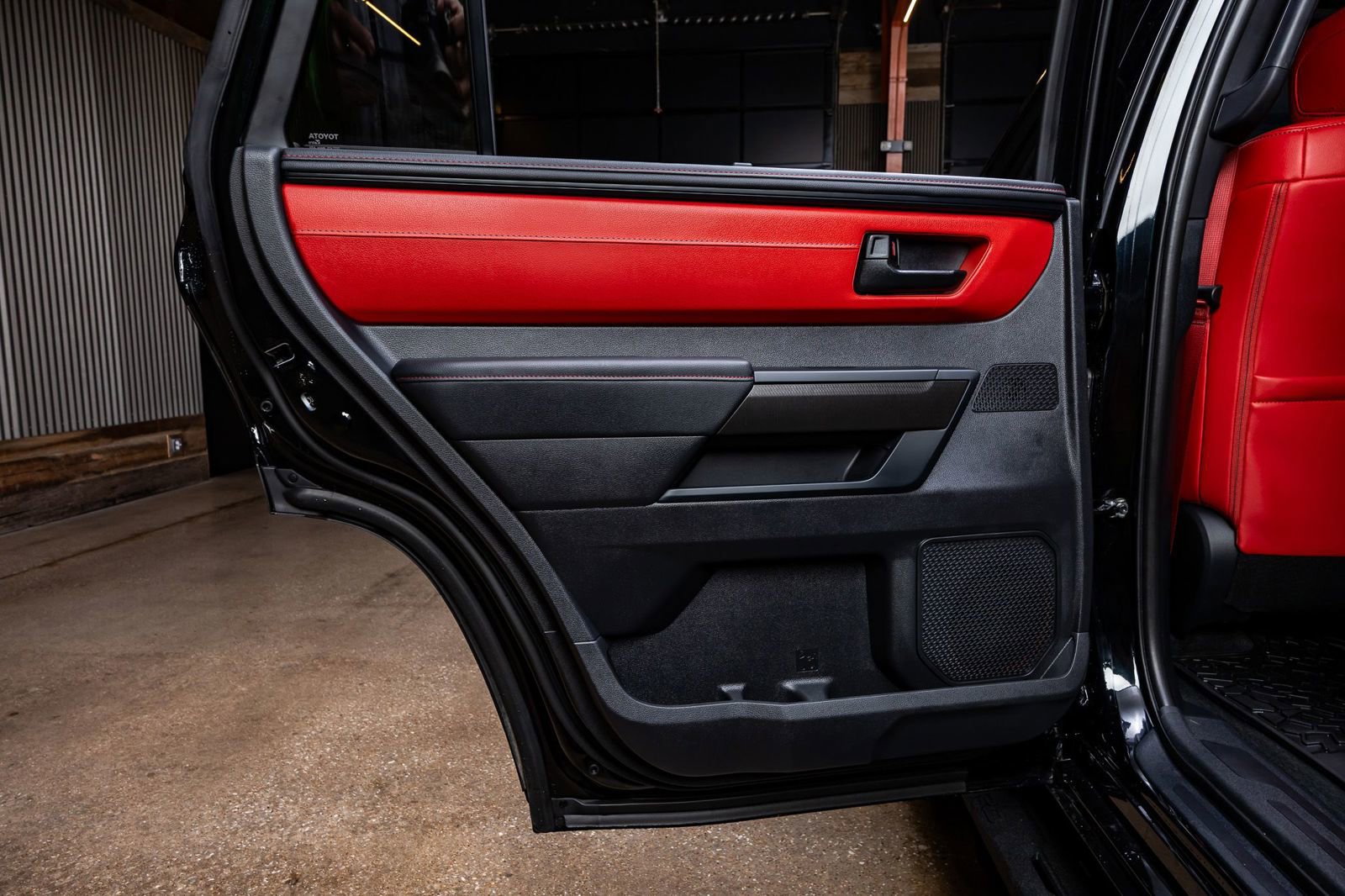 Used 2025 Toyota Sequoia TRD Pro image 39