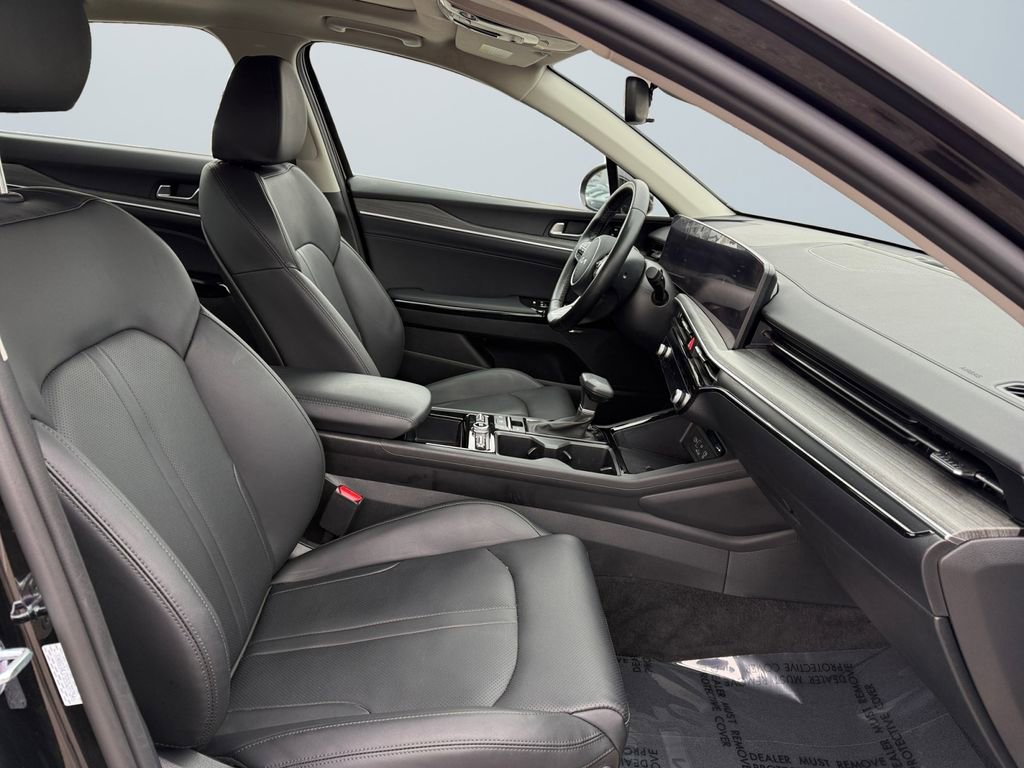 Used 2025 Kia K5 EX image 15