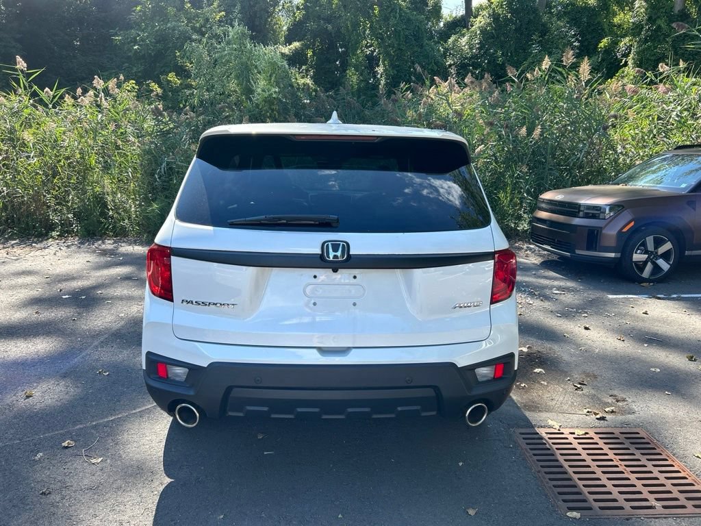 Used 2023 Honda Passport EX-L image 4